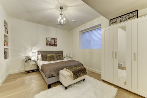 QVA-Luxury-Bedroom-1570-Antler-Court