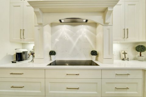 QVA-Luxury-Kitchen-Marble-Backsplash-Matrix-1570-Antler-Court
