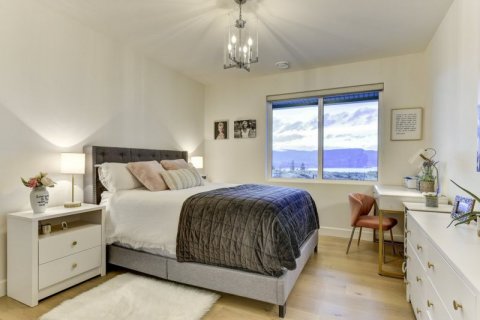 QVA-Luxury-Lower-Bedroom-1570-Antler-Court