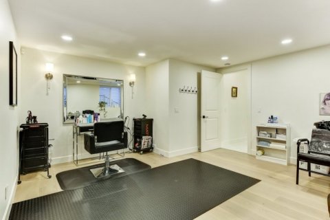 QVA-Luxury-Private-Hair-Salon-1570-Antler-Court